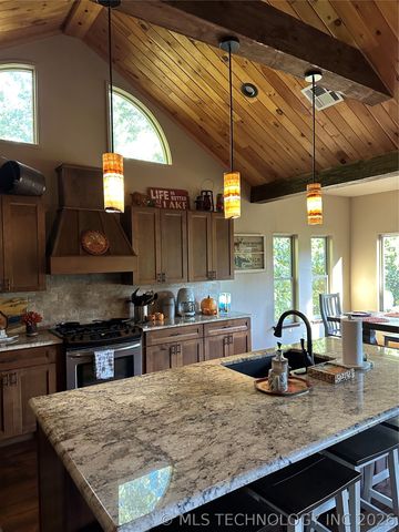 33689 Spruce Grouse Lane, Afton, OK 74331