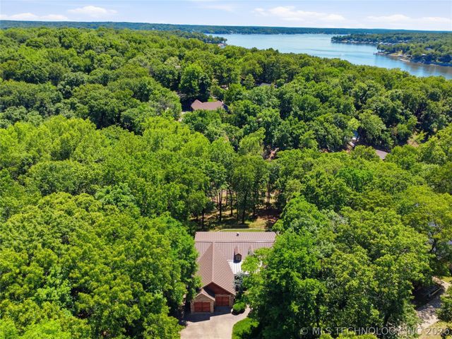 33689 Spruce Grouse Lane, Afton, OK 74331