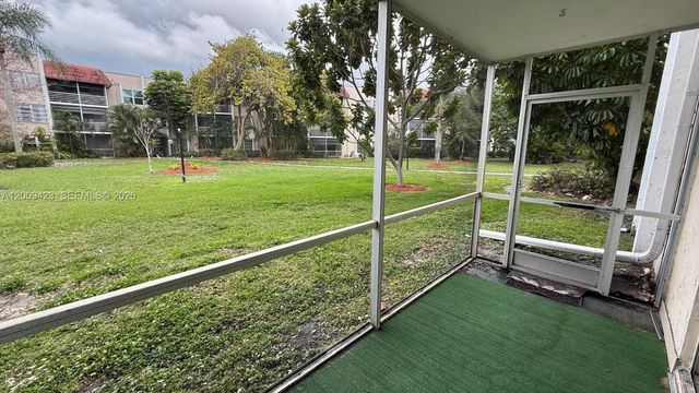 3774 Inverrary Blvd 105P, Lauderhill, FL 33319