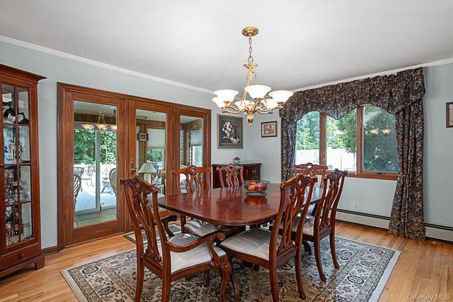 7 Layne Way, Northport, NY 11768