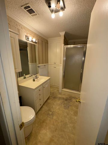 1366 County Road 1535, Mt Pleasant, TX 75455