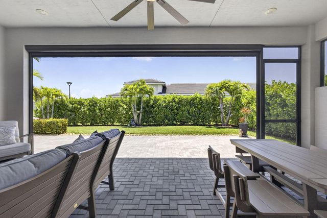 15830 Key Biscayne Lane, Westlake, FL 33470