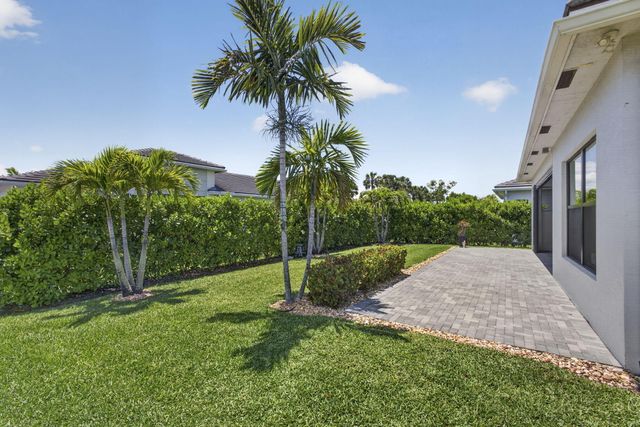 15830 Key Biscayne Lane, Westlake, FL 33470