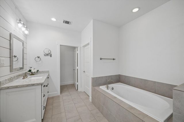 2313 Langston Street, Houston, TX 77007