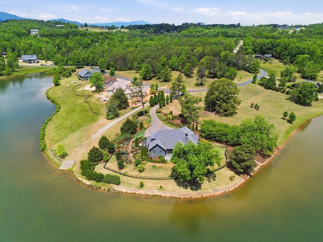 984 Mapleton Lane, Columbus, NC 28722