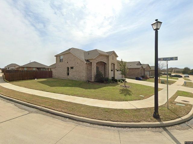 2500 whispering breeze, Glenn Heights, TX 75154