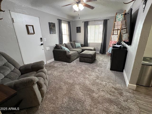 1001 N WINSLOW Avenue, Winslow, AZ 86047