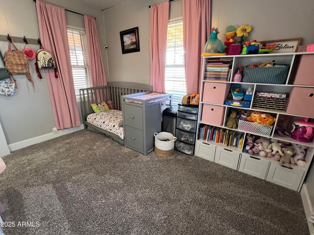 1001 N WINSLOW Avenue, Winslow, AZ 86047