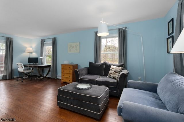 957 Cherry Hill Rd, Montgomery Twp., NJ 08540