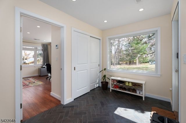 957 Cherry Hill Rd, Montgomery Twp., NJ 08540