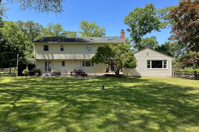 957 Cherry Hill Rd, Montgomery Twp., NJ 08540