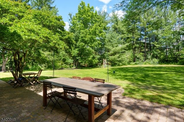 957 Cherry Hill Rd, Montgomery Twp., NJ 08540