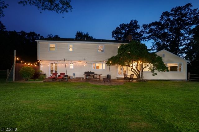 957 Cherry Hill Rd, Montgomery Twp., NJ 08540