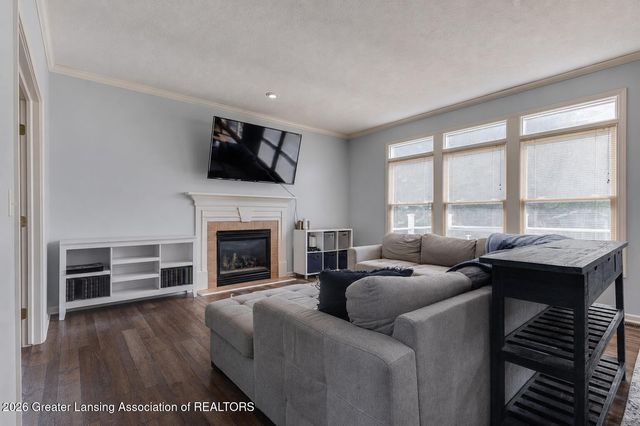 2212 Beechnut Trail, Holt, MI 48842