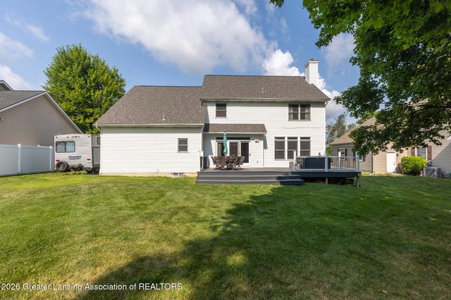 2212 Beechnut Trail, Holt, MI 48842
