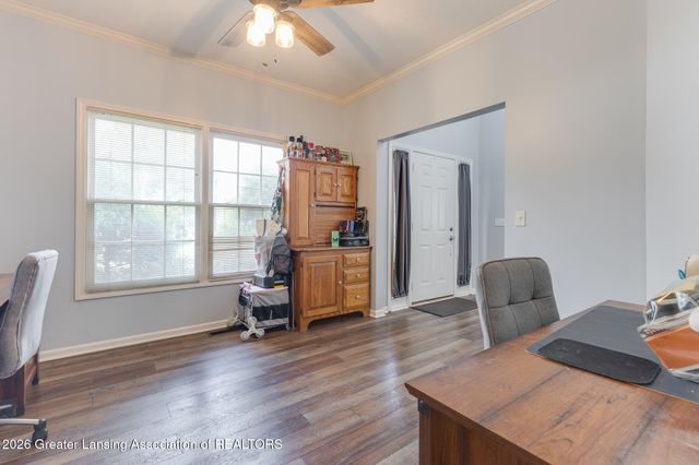 2212 Beechnut Trail, Holt, MI 48842