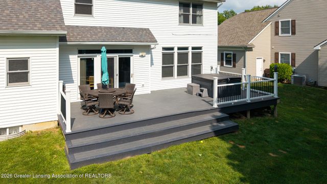 2212 Beechnut Trail, Holt, MI 48842