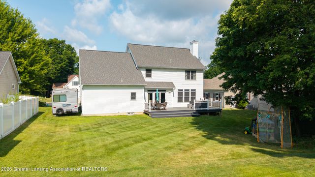 2212 Beechnut Trail, Holt, MI 48842