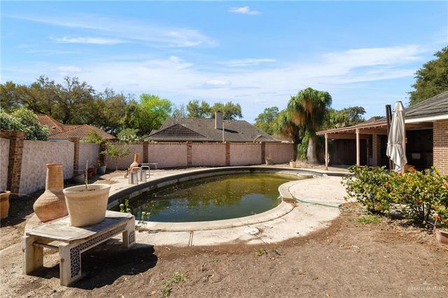 313 Bluebird Avenue, Mcallen, TX 78504