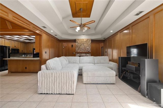 313 Bluebird Avenue, Mcallen, TX 78504