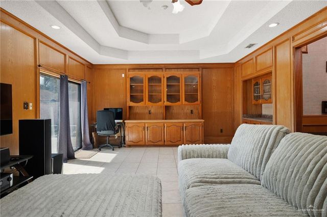 313 Bluebird Avenue, Mcallen, TX 78504