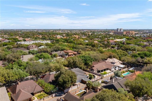 313 Bluebird Avenue, Mcallen, TX 78504