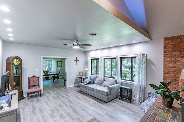 2518 Marlandwood Road, Temple, TX 76502
