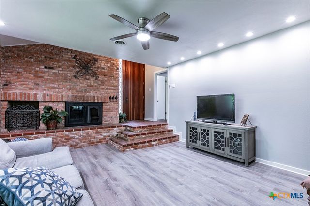 2518 Marlandwood Road, Temple, TX 76502