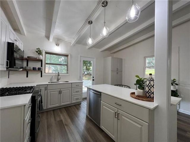 2956 Monterey Drive, Decatur, GA 30032