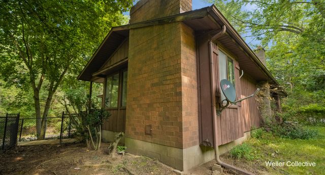 11030 Grand River Drive Se, Lowell Twp, MI 49331