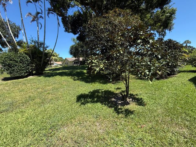 18102 104th Terrace S, Boca Raton, FL 33498