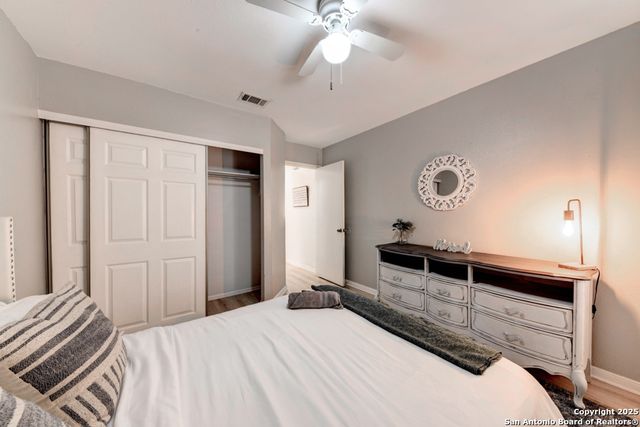 8132 Pioneer Oak, Converse, TX 78109