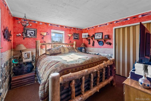 888 W Longbow Drive, Jefferson, CO 80456