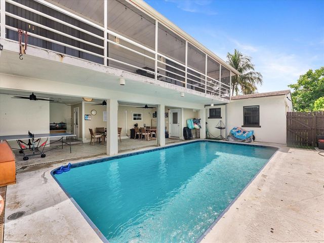 801 S B Street, Lake Worth Beach, FL 33460