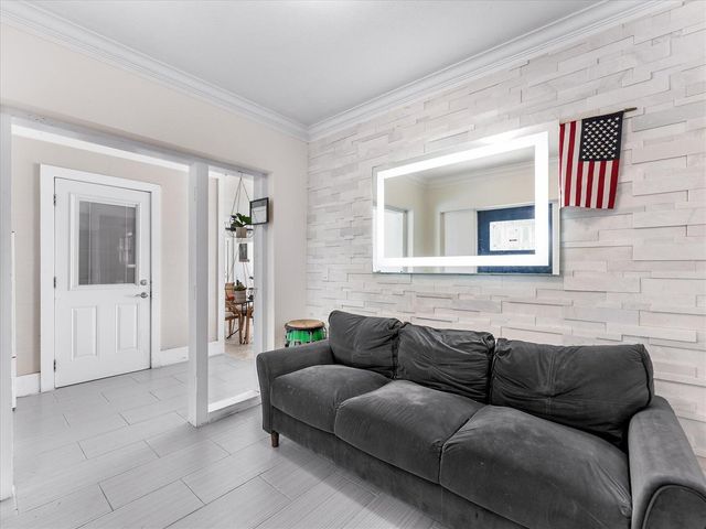 801 S B Street, Lake Worth Beach, FL 33460