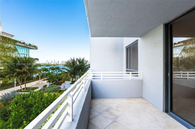 1330 West Ave 610, Miami Beach, FL 33139