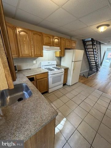 2059 MERCY ST, Philadelphia, PA 19145