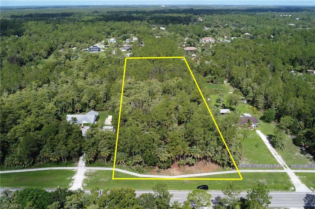 8th ST NE, Naples, FL 34120