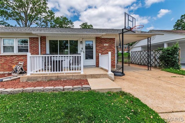 4475 Cayuga Drive, Unincorporated, MO 63123