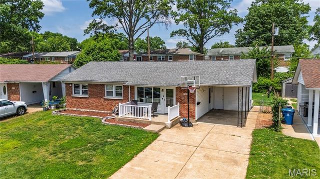 4475 Cayuga Drive, Unincorporated, MO 63123