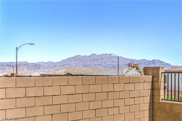 8526 Felker Street, Las Vegas, NV 89166