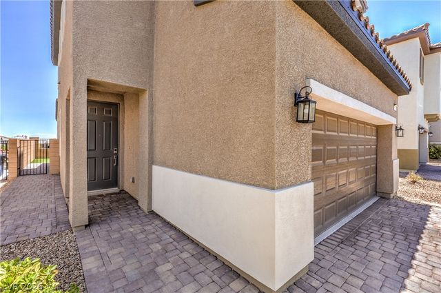 8526 Felker Street, Las Vegas, NV 89166
