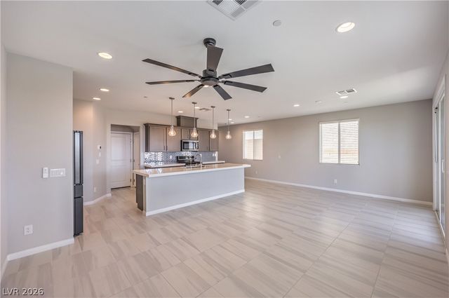 8526 Felker Street, Las Vegas, NV 89166