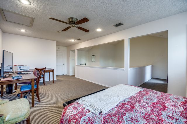 12 Village Green Court, Denison, TX 75020