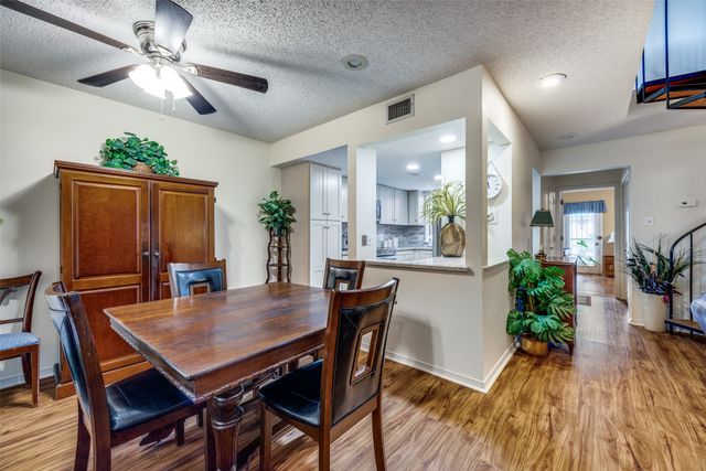 12 Village Green Court, Denison, TX 75020