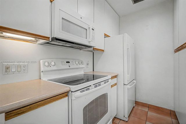 8115 SW 63rd Pl, Miami, FL 33143