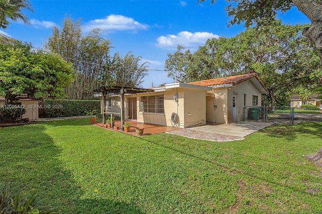 8115 SW 63rd Pl, Miami, FL 33143