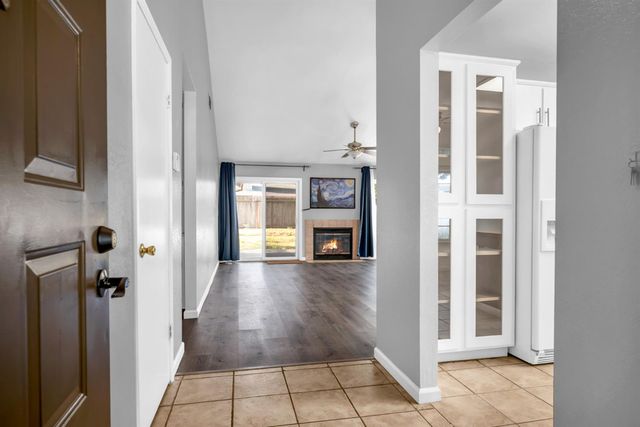 410 Marlin Spike Way, Sacramento, CA 95838