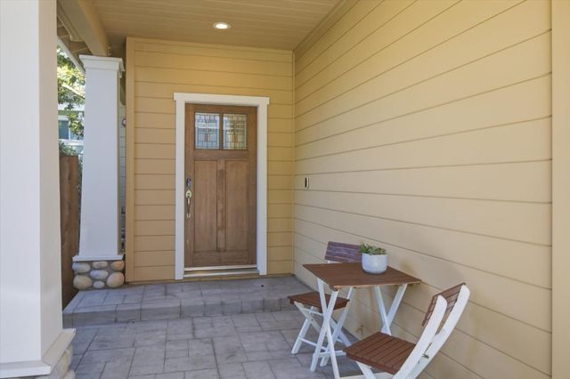 865 Apricot Avenue, Campbell, CA 95008