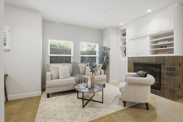 865 Apricot Avenue, Campbell, CA 95008